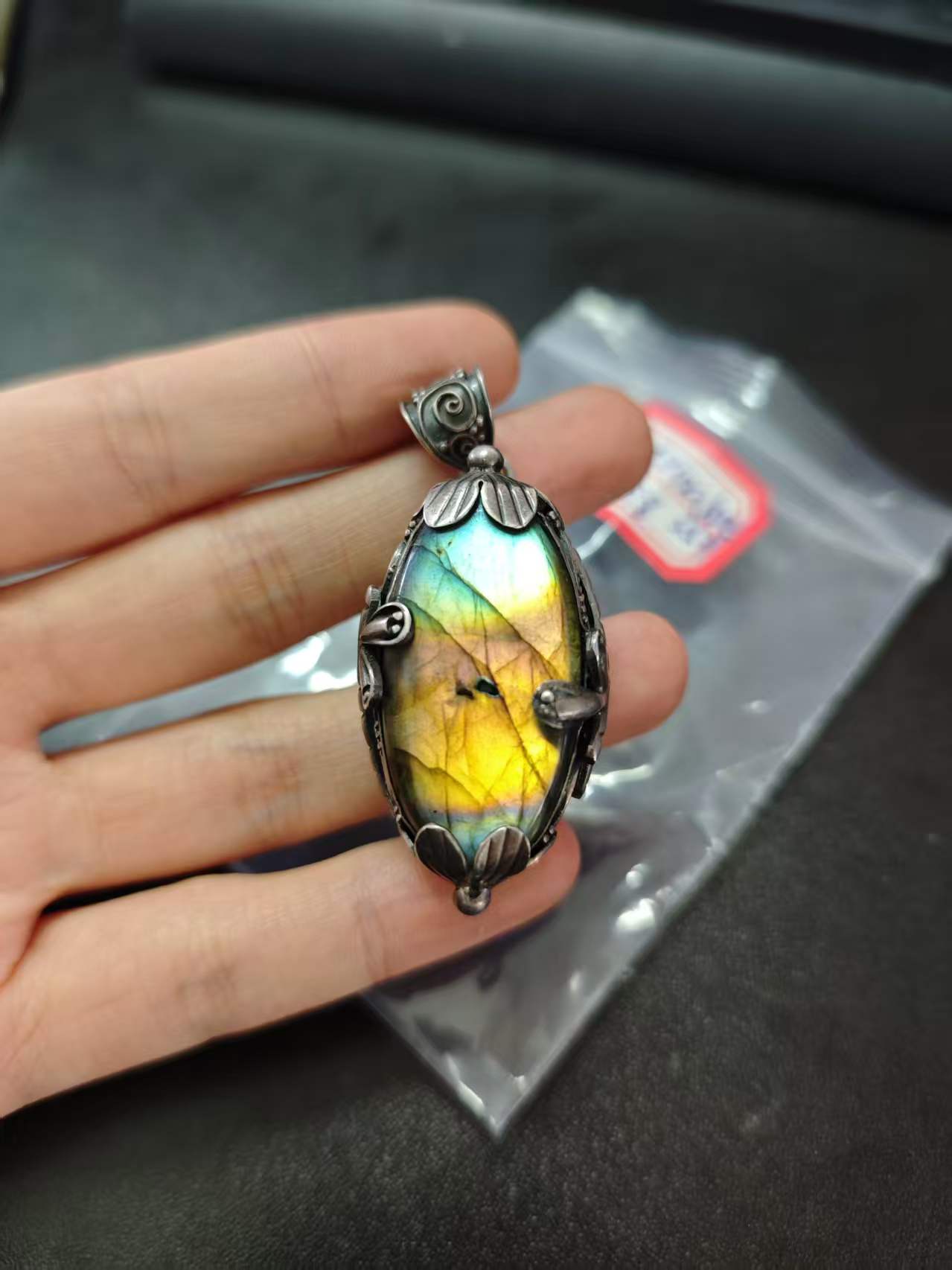 Natural Labradorite Aurora Pendant